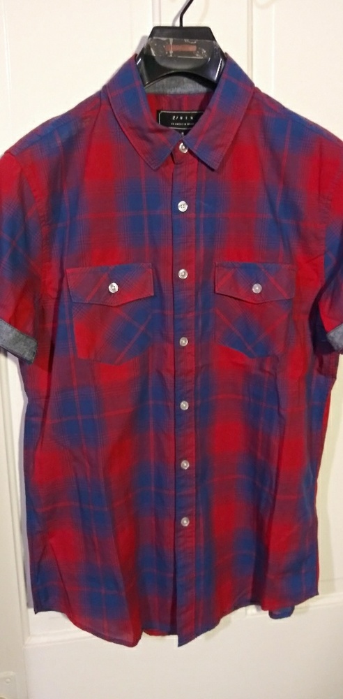 Short sleeve shirt